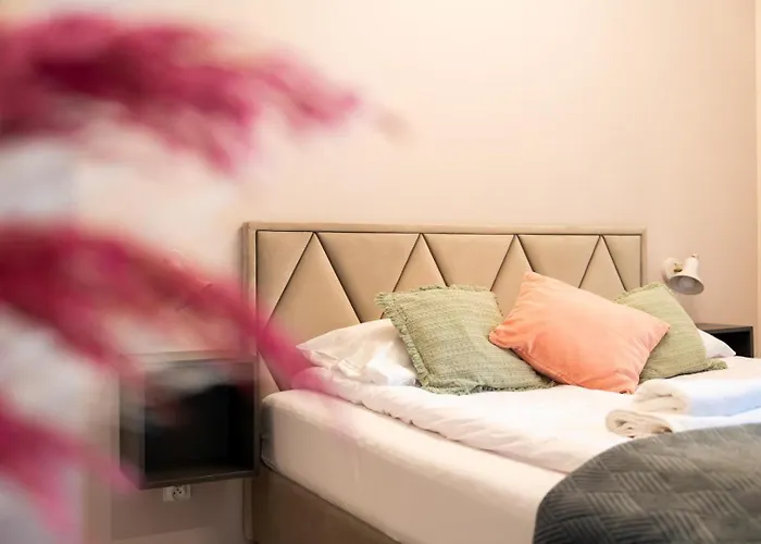 Smile - Z Prywatnym Monitorowanym Parkingiem By Spaceapart Jelenia Góra