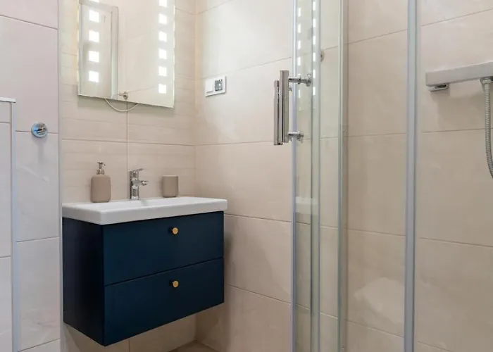 Smile - Z Prywatnym Monitorowanym Parkingiem By Spaceapart Jelenia Góra